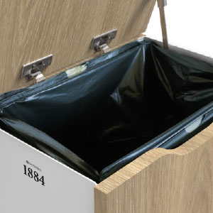 Poubelle changement de sac facile
